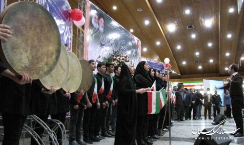 آواز مرغک کانون در مراسم استقبال نمادین ورود امام خمینی (ره) طنین انداز شد