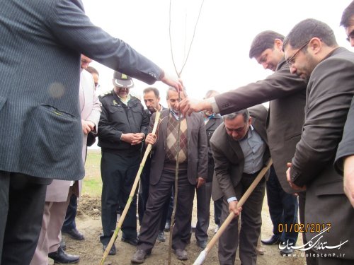 مراسم متمرکز افتتاح و کلنگ زنی 42 پروژه عمرانی،اقتصادی شهرستان گمیشان برگزار شد