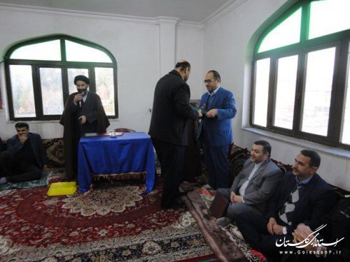 تقدیرازفعالان اجلاسیه ۴۰۰۰هزار شهید استان گلستان  در علی آباد کتول