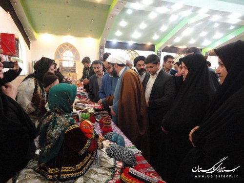نمایشگاه توانمندیها زنان درمزرعه کتول افتتاح شد