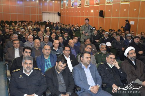 نیروی انتظامی در مقابله با انواع آسیب های اجتماعی نقش بسیار موثری دارد