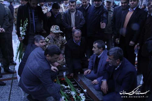 مراسم عطرافشانی و غبار روبی مزار شهدای شهر گرگان برگزار شد