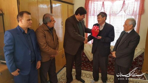 از دو بازنشسته شهرستان گمیشان دیدار و تجلیل شد