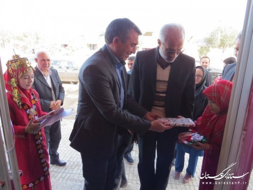 افتتاح نمایشگاه و فروشگاه محصولات کانون پرورش فکری در شهر آق قلا