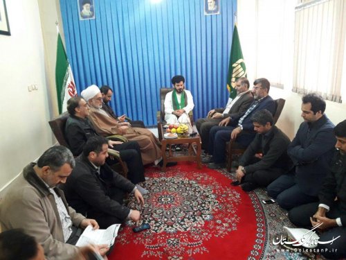 فرماندار و جمعی از مسوولین شهرستان با امام جمعه بندرگز دیدار کردند