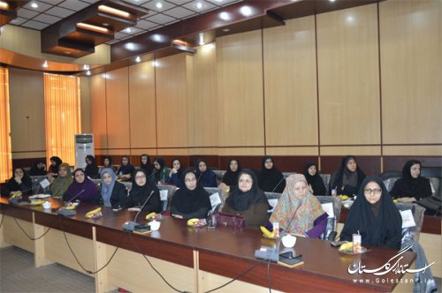 بانوان در عرصه های مختلف نقش و فعالیتهای قابل توجهی دارند