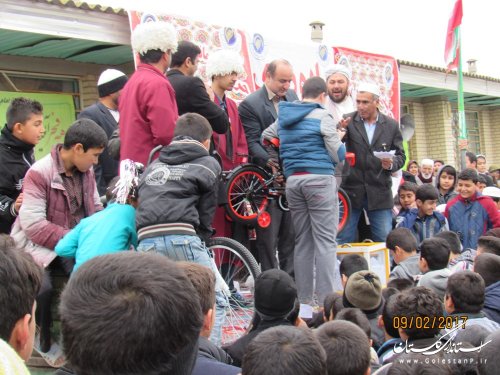 همایش بزرگ پیاده روی خانوادگی روستای خواجه نفس برگزار شد