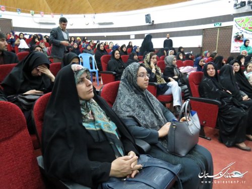 وقتی در یک زن توانمندی دیده شود هیچ‌کس نمی‌تواند مانع آن زن شود