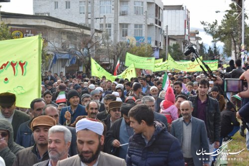 راهپیمایی باشکوه 22 بهمن در شهرستان  ترکمن برگزار شد