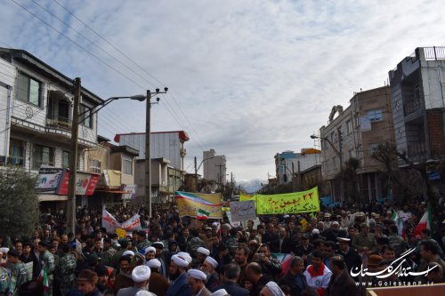 راهپیمایی باشکوه 22 بهمن در شهرستان  ترکمن برگزار شد