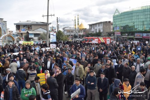 ایران مصداق بارز استقلال، آزادی و جمهوری اسلامی است 
