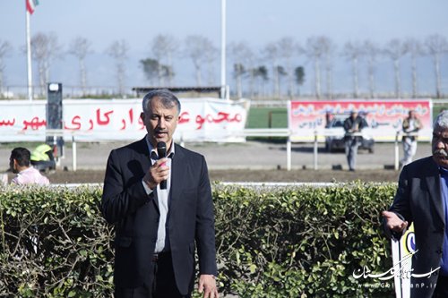 آیین رونمایی از لوح ثبتی مجموعه سوارکاری شهرستان گنبد در فهرست آثار ملی کشور