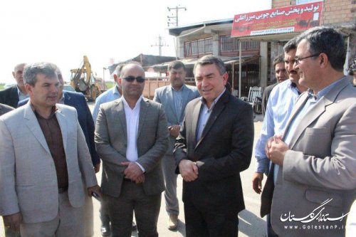 تحویل یک دستگاه آمبولانس و ماشین آتش نشانی به روستای عطا آباد بخش مرکزی
