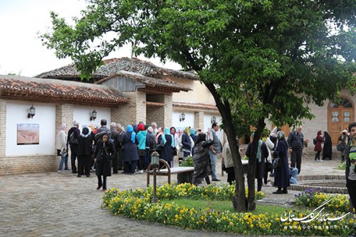 در بهار پرطراوت استان گلستان بازدید گردشگران از بافت تاریخی گرگان