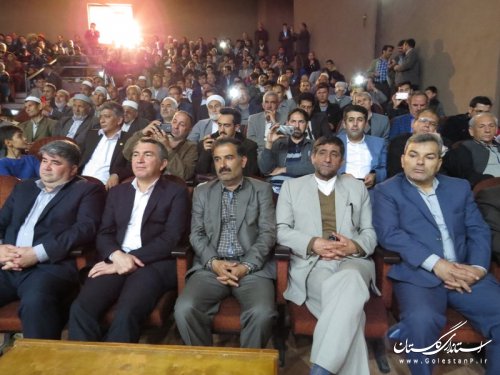 زندگی کردن با مردم، مختومقلی را جاودانه کرده است