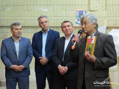 زندگی کردن با مردم، مختومقلی را جاودانه کرده است