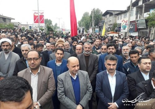 حضور فرماندار علی آبادکتول در مراسم استقبال و تشیع پیکر شهید مدافع حرم
