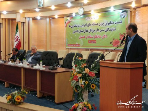 جوانان در ساماندهی افکار عمومی برای انتخابات مسئولیت دارند