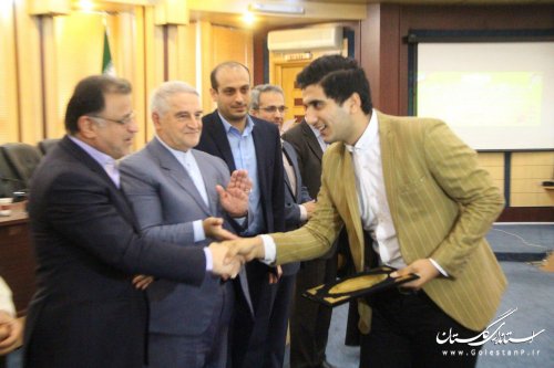 جوانان در ساماندهی افکار عمومی برای انتخابات مسئولیت دارند