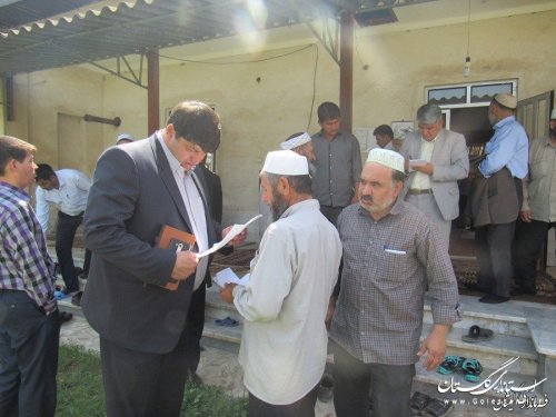 دیدار چهره به چهره فرماندار و نماینده مجلس با مردم روستاهای بخش گلدشت