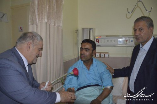 عیادت استاندار و وزرای تعاون، کار و رفاه اجتماعی و صنعت، معدن و تجارت از مصدومان