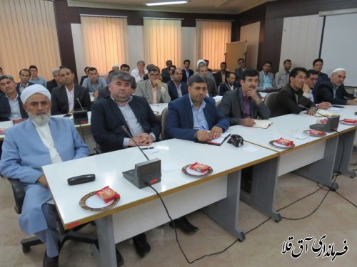 جلسه توجیهی کاندیداهای پنجمین دوره شوراها در شهرهای آق قلا و انبار الوم