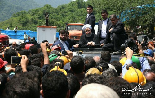 حال خانواده های حادثه دیده را درک می کنم/ مشکلات تک تک کارگران حل می شود