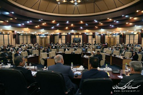 زمینه سازی حضور مردم در انتخابات، مهمترین وظیفه مسئولان است/با تمام توان پیگیر حقوق جانباختگان معدن آزادشهر هستیم