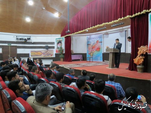 از جوانان تقاضا می کنم از ظرفیت ها و تواناییهای خودشان نهایت استفاده را داشته باشند