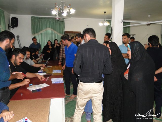انتظار بندرگزی ها برای رای دادن در ساعات پایانی انتخابات