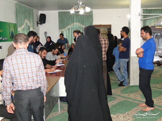انتظار بندرگزی ها برای رای دادن در ساعات پایانی انتخابات