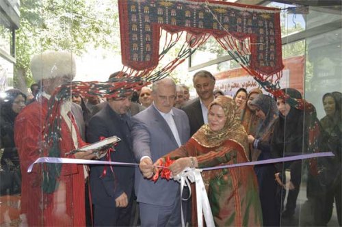 بازارچه دائمی صنایع دستی گنبدکاووس به بهره برداری رسید