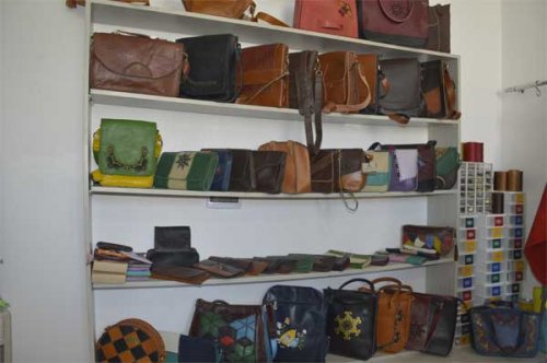 بازارچه دائمی صنایع دستی گنبدکاووس به بهره برداری رسید