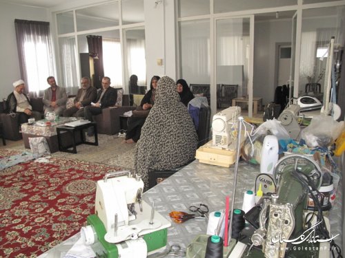 دیدار مدیرکل بانوان گلستان با خانواده های تحت پوشش کمیته امداد امام خمینی(ره) استان