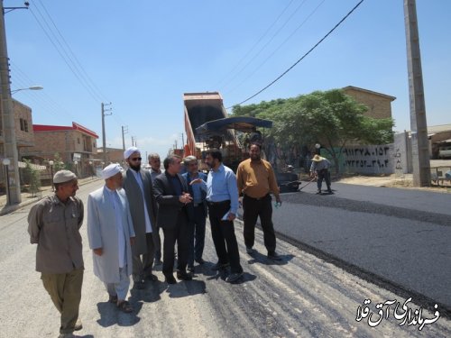 آسفالت خیابان امام خمینی(ره) روستای چن سولی با اعتبار 3 میلیارد و 240 میلیون ریال