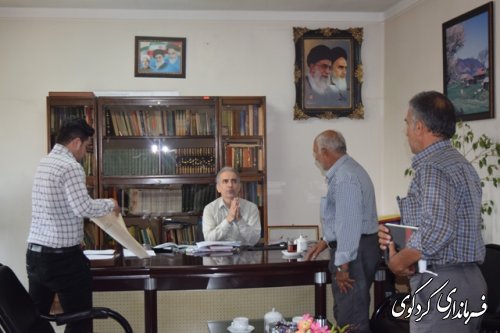 بررسی مشکلات شهروندان دردیدار چهره به چهره با فرماندار