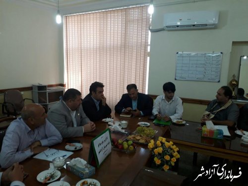 برگزاری جلسه کارگروه رفع موانع تولید با حضور فرماندار شهرستان آزادشهر