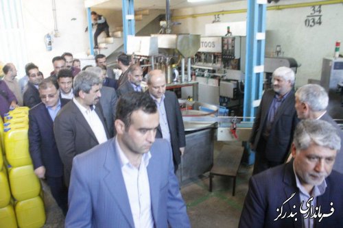 استاندار گلستان بر استفاده از ظرفیت دریای خزر جهت توسعه شهرستان بندرگز تاکید کرد