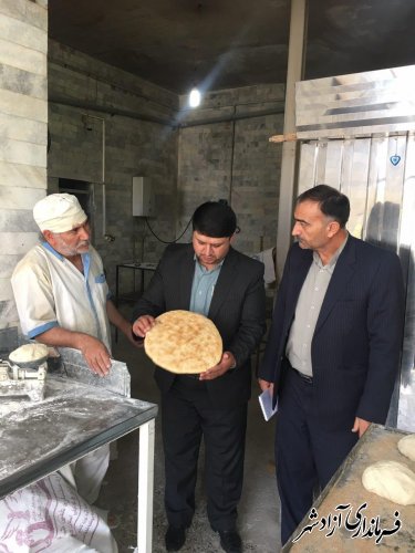 بازدید سرزده اعضای کارگروه ساماندهی امور گندم از نانوایی ها شهرستان آزادشهر