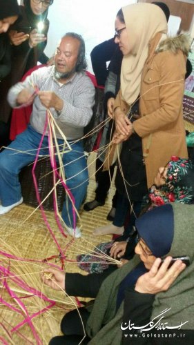 حضور فعال هنرمندان و صنعتگران فعال حصیرباف گلستانی در کارگاه آموزش تخصصی بین المللی حصیربافی