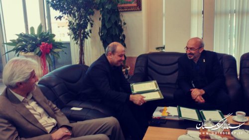 استاندار گلستان و رییس دانشگاه جامع علمی کاربردی کشور تفاهم نامه همکاری امضا کردند 