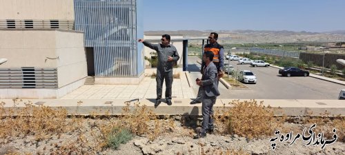 بازدید فرماندار شهرستان مراوه تپه از پد بالگرد محوطه بیمارستان