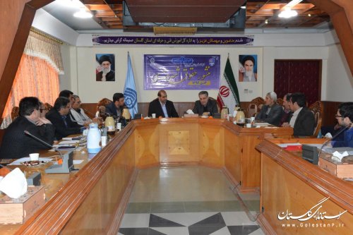 تبیین منشور حقوق شهروندی در اداره کل آموزش فنی وحرفه ای استان گلستان