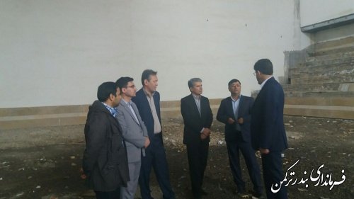 بازدید سرپرست فرمانداری ترکمن از سالن ورزشی نیمه کاره تختی