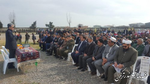مراسم کلنگ زنی مدرسه سه کلاسه در روستای قره قاشلی برگزار شد