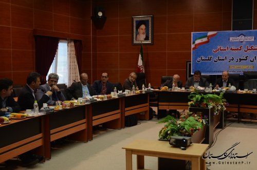 تلاش داریم در سال آینده حداقل 2هزار میلیارد تومان پروژه عمرانی و اقتصادی را افتتاح کنیم
