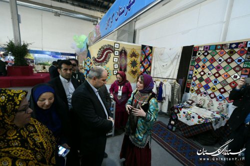حضور استاندار گلستان در نمایشگاه توانمندی های روستاییان و عشایر کشور