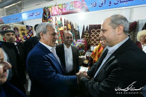حضور استاندار گلستان در نمایشگاه توانمندی های روستاییان و عشایر کشور