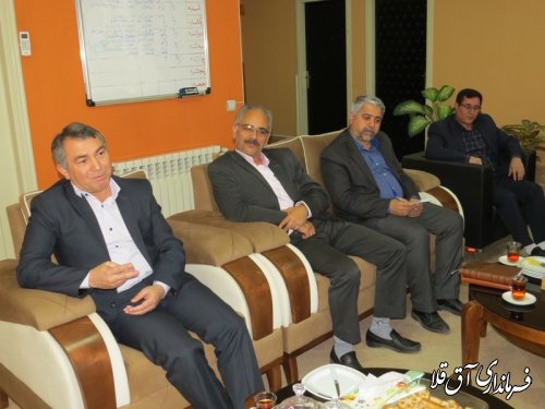 توسعه اشتغال جوانان با بهره‌گیری از ظرفیت‌های فناوری اطلاعات