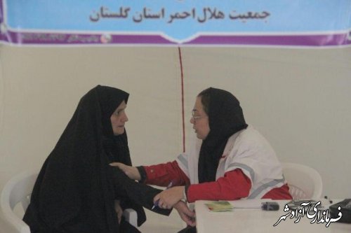 خدمات یکروزه کاروان سلامت در روستای فارسیان شهرستان آزادشهر